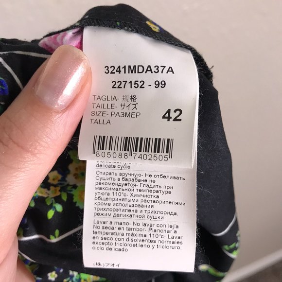 MSGM Black Diamond Floral Print Large Collared Neckline Puff Sleeve Romper - Picture 7 of 13